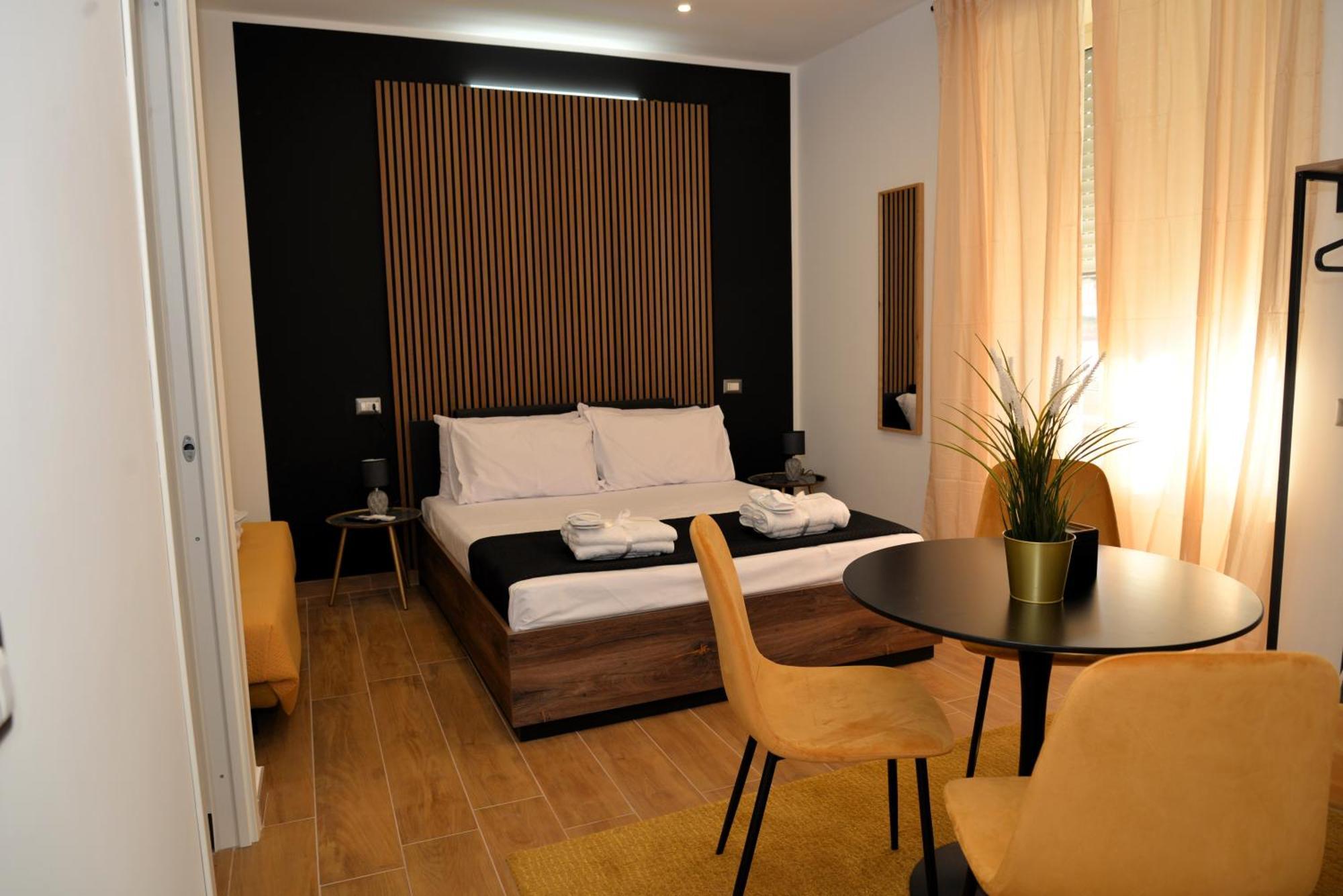 Blackwoody Contemporary Rooms - Napoli Centro Storico Kültér fotó