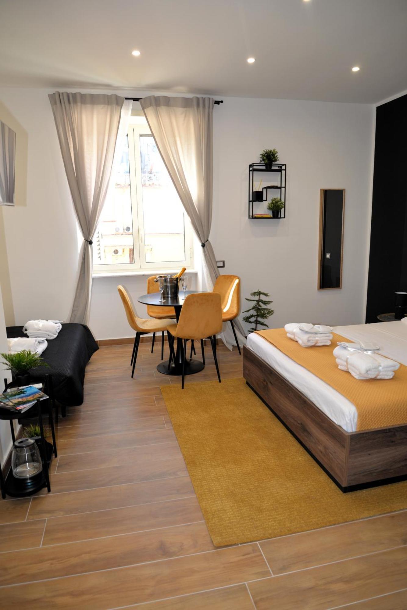 Blackwoody Contemporary Rooms - Napoli Centro Storico Kültér fotó